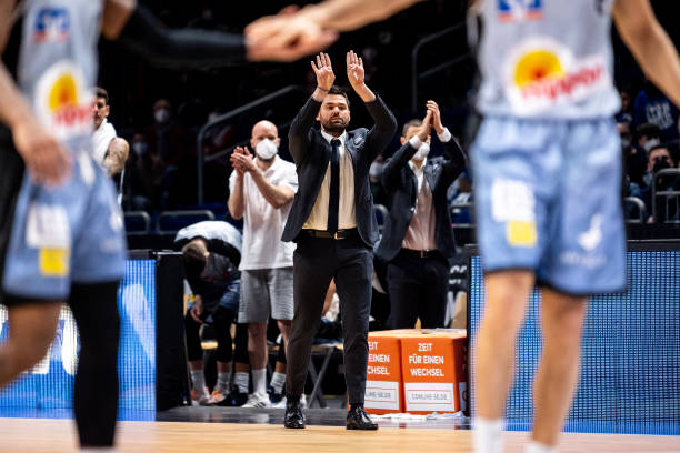 事活动的启 事活动的启