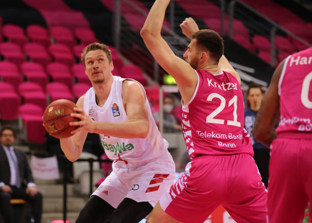 20女足来 20女足来