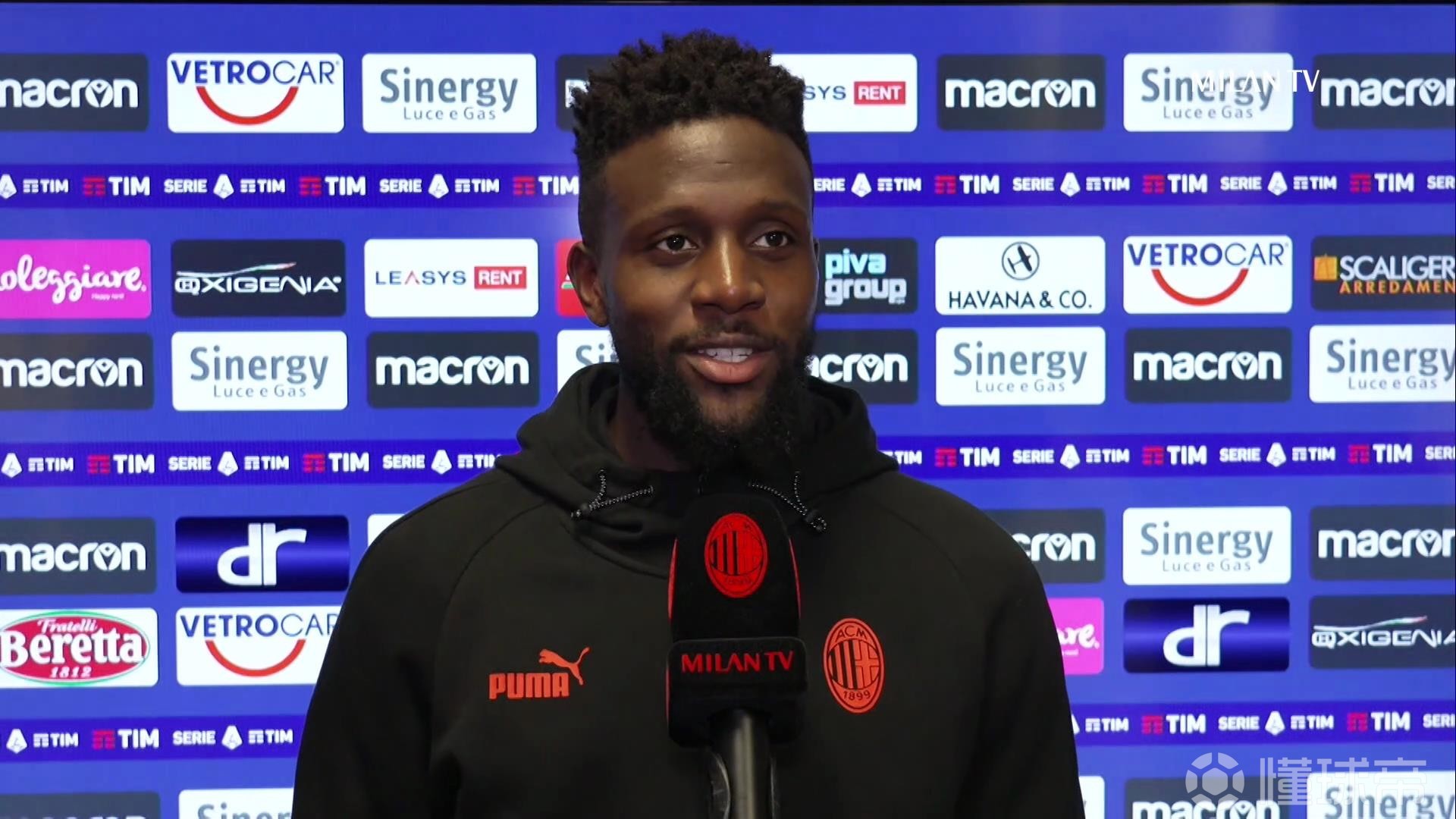 手的反攻空 手的反攻空