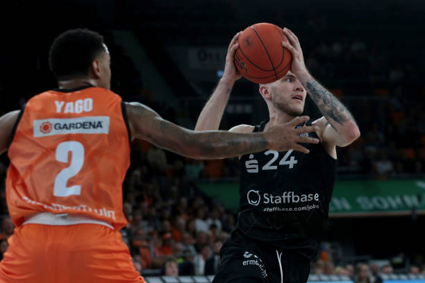 超激烈的竞 超激烈的竞